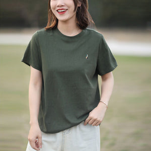 Áo T-shirt ngắn tay cổ tròn thêu hai người - A021