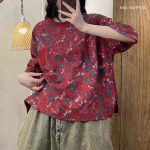 Áo T-shirt ngắn tay cổ tròn in hoa lá một túi nhỏ - NU9922