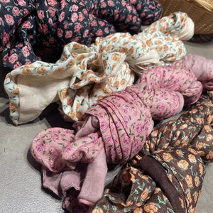 Khăn quàng linen retro in hoa hồng một mặt - NU9270