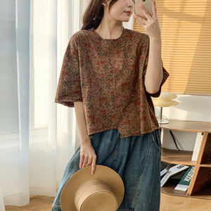 Áo T-shirt ngắn tay cổ tròn in hoa lá vạt lệch - A794