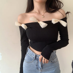 Áo T-shirt dài tay trễ vai kiểu đính nơ - NU8334