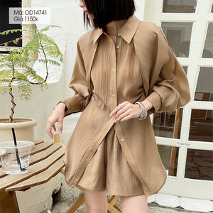 Bộ đồ gồm áo sơ mi cánh dơi cổ đức dài tay và quần sooc - OD1474