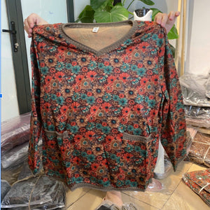Áo T-shirt dài tay dệt kim cổ V in hoa lá - A179
