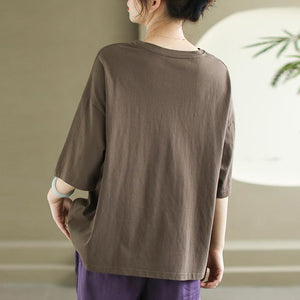 Áo T-shirt ngắn tay cổ tròn thêu hoa lá - NU10370
