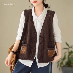 Áo khoác len gile sát nách cổ V hai túi đính vải hoa - NU9242