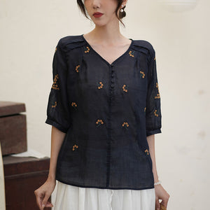 Áo sơ mi linen ngắn tay cổ V thêu hoa lá vai xếp ly - NU10140