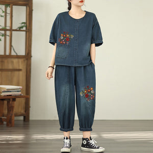 Bộ đồ denim gồm áo sơ mi ngắn tay và quần baggy lửng thêu hoa lá - B022
