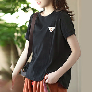 Áo T-shirt ngắn tay cổ tròn đính C - NU9834