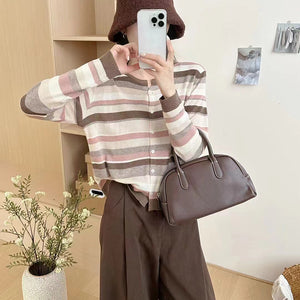 Áo khoác len dệt kim dài tay cổ tròn kẻ sọc màu - A074