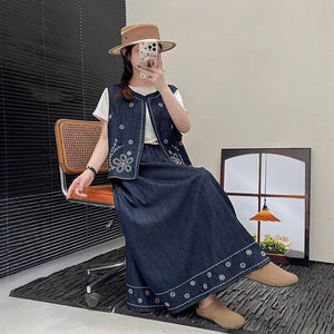 Chân váy denim lưng thun thêu hoa viền - V082