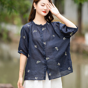 Áo sơ mi linen ngắn tay cổ tròn ren thêu những chùm hoa - A017