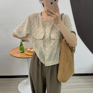 Áo sơ mi linen ngắn tay cổ tròn hai túi vuông chấm bi - A838
