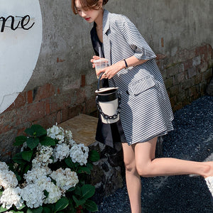 Bộ đồ gồm áo khoác vest ngắn tay và quần sooc hai mảnh- OD1437
