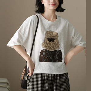 Áo T-shirt ngắn tay cổ tròn in cô gái quay lưng - NU10206