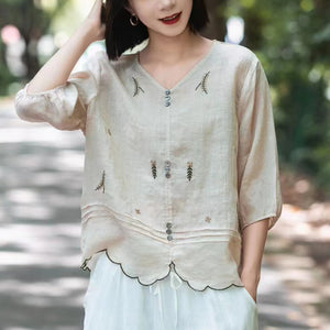 Áo sơ mi linen tay lửng cổ V thêu hoa lá vạt lượn sóng - NU9971