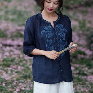 Áo sơ mi linen ngắn tay cổ tròn xẻ V thêu hoa đối xứng - NU9994