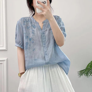 Áo sơ mi linen ngắn tay cổ tròn xẻ V thêu hoa lá đối xứng - NU9999