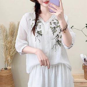 Áo sơ mi linen ngắn tay cổ V thêu hoa lá trước ngực - A006