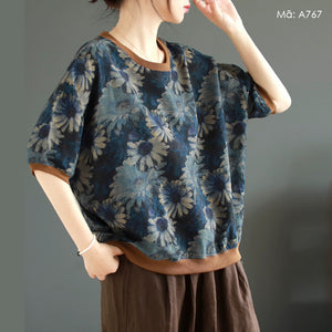 Áo T-shirt linen ngắn tay cổ tròn in hoa lá bo viền - A763