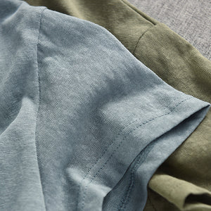 Áo T-shirt ngắn tay cổ tròn thêu chiếc lá - A829
