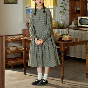 Đầm liền linen Morigirl dài tay cổ đứng kẻ caro - D041