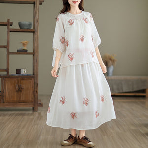 Bộ đồ linen gồm áo sơ mi ngắn tay thêu hoa lá và chân váy chữ A - NU10183
