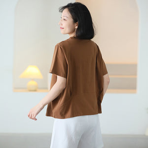Áo T-shirt ngắn tay cổ tròn kiểu đính khuy lệch - NU10379