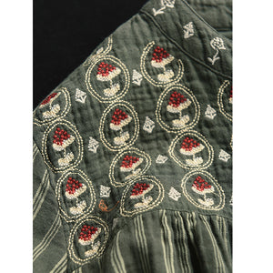 Áo sơ mi linen dài tay cổ đứng thêu retro kẻ sọc - A740