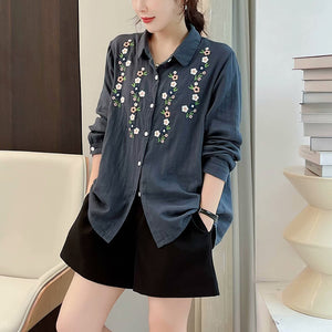 Áo sơ mi linen dài tay cổ đức thêu hoa song song trước ngực - NU10337