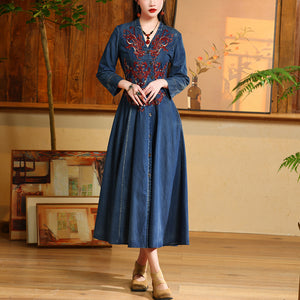 Đầm liền denim tay lửng cổ V khuy cài thêu hoa văn retro - NU9370