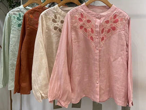 Áo sơ mi linen dài tay cổ đứng thêu hoa lá trái tim - A711