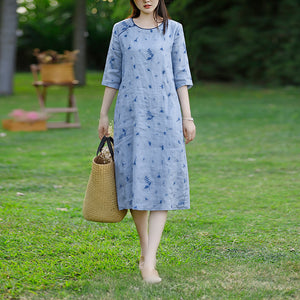 Đầm liền linen ngắn tay cổ tròn hai khuy thêu hoa retro - NU10508
