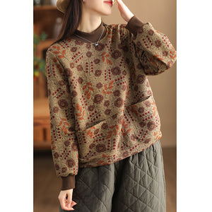 Áo T-shirt dài tay cổ tròn in hoa văn retro túi vuông - NU9414