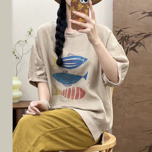 Áo T-shirt linen ngắn tay cổ tròn in những chú cá gỗ - NU10459