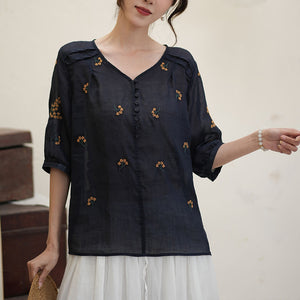 Áo sơ mi linen ngắn tay cổ V thêu hoa lá vai xếp ly - NU10140