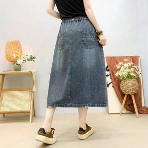 Chân váy denim lưng thun một túi hộp thêu hoa - NU10441