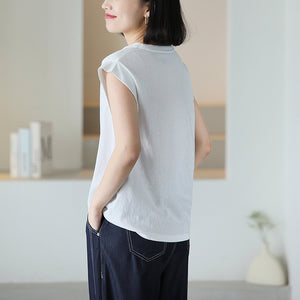 Áo T-shirt sát nách cổ tròn thêu chữ M - NU10317