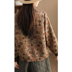 Áo T-shirt dài tay cổ tròn in hoa văn retro túi vuông - NU9414