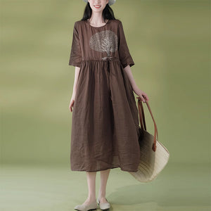 Đầm liền linen ngắn tay cổ tròn thêu cây đa eo thắt dây - NU8970