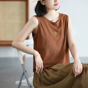 Áo T-shirt sát nách cổ tròn thêu cây xương rồng - NU10464