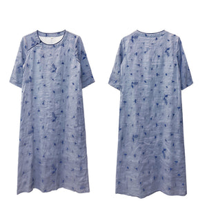 Đầm liền linen ngắn tay cổ tròn hai khuy thêu hoa retro - NU10508