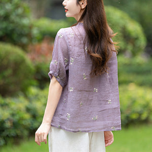 Áo sơ mi linen ngắn tay cổ tròn ren thêu những chùm hoa - A017