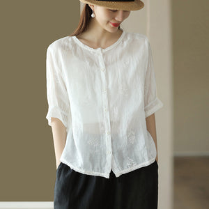 Áo sơ mi linen ngắn tay cổ tròn thêu hoa lá đồng màu - NU9850