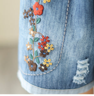 Quần sooc denim lưng thun thêu hoa lá chỉ nổi - NU10287