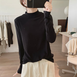 Áo T-shirt dài tay cổ đứng đơn sắc - A550