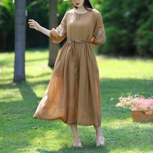Đầm liền linen ngắn tay cổ tròn một khuy thêu hoa văn - NU8785