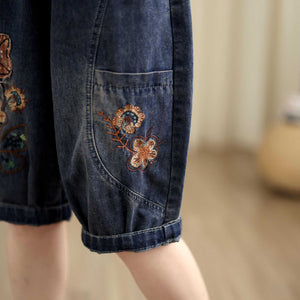 Quần sooc denim lưng thun hai túi chéo đính hoa - Q257
