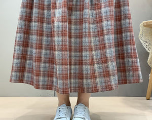 Chân váy linen lưng thun hai túi kẻ caro - V079
