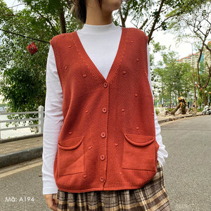 Áo khoác gile len đan chấm bi đồng màu cổ V - A194