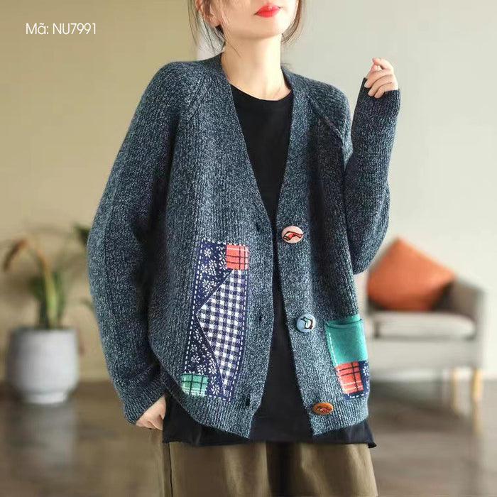 Áo khoác len dài tay cổ V khuy thêu kiểu - NU7990